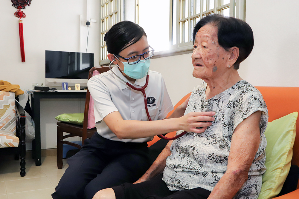 When a doctor visits you at your home