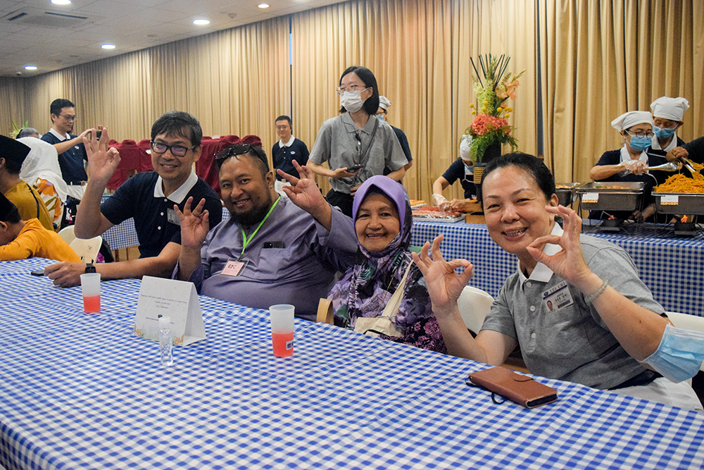 Spreading Kindness Beyond Religion This Hari Raya Puasa